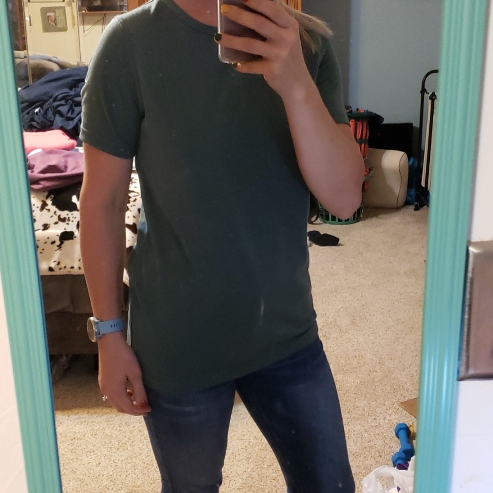 Lulu everyday crew tee
